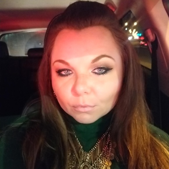 Meet your Posher, Liya - Picture 1 of 1